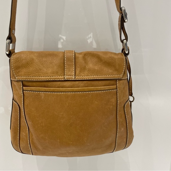 Fossil Tan Leather Crossbody Shoulder Bag with Key - Picture 2 of 16